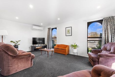 Photo of property in 18 Omega Place, Casebrook, Christchurch, 8051