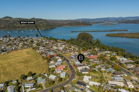 Photo of property in 48 Catherine Crescent, Whitianga, 3510