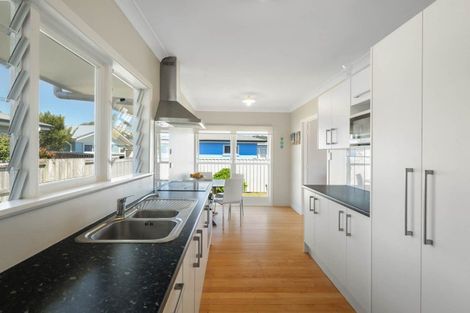 Photo of property in 15a Sandleigh Drive, Athenree, Katikati, 3177
