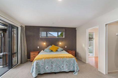 Photo of property in 36 Titirangi Crescent, Parklands, Christchurch, 8083