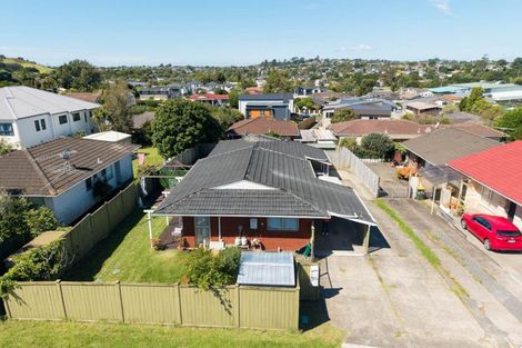 Photo of property in 1/162 Pigeon Mountain Road, Half Moon Bay, Auckland, 2012