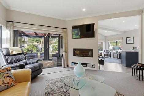 Photo of property in 110 Reynolds Road, Pukekohe, 2120