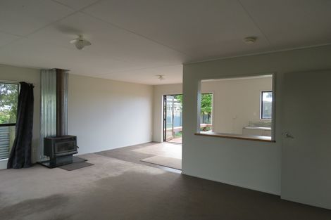 Photo of property in 43 Main Road, Tolaga Bay, 4077