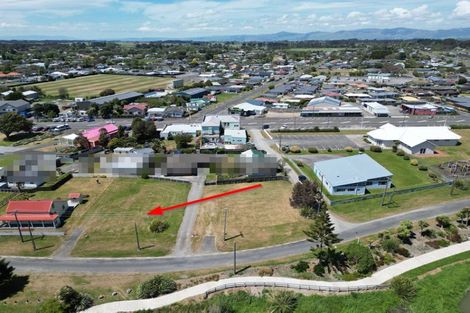 Photo of property in 32 Harbour Street, Foxton, 4814