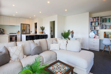 Photo of property in 31 Soleares Avenue, Mount Pleasant, Christchurch, 8081