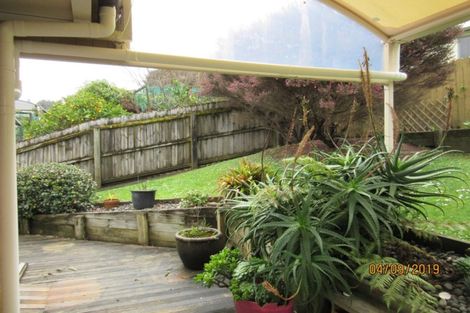 Photo of property in 11 Ambassador Glade, Orewa, 0931