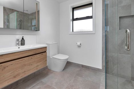 Photo of property in 25 Taurangawaka Road, One Tree Point, 0118