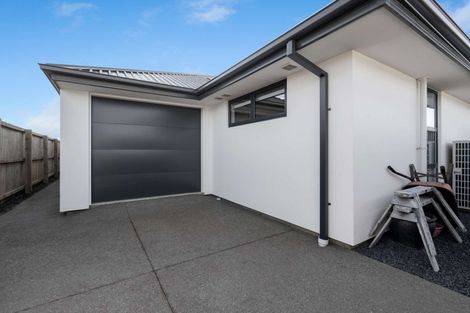 Photo of property in 33 Falcon Road, Rolleston, 7615