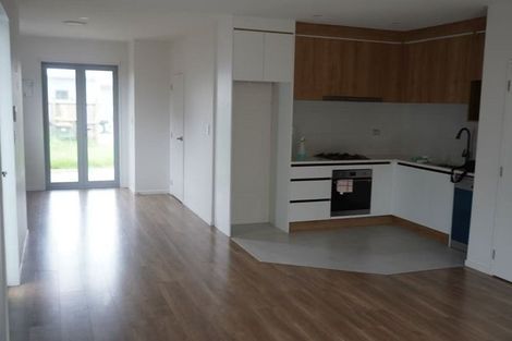 Photo of property in 2 Hoia Street, Papakura, 2110