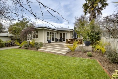 Photo of property in 47 Iona Road, Havelock North, 4130