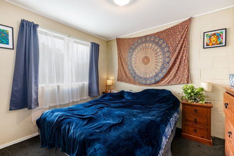 Photo of property in 1/19 Pirie Crescent, Moera, Lower Hutt, 5010