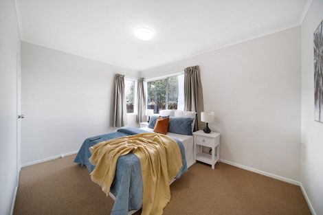 Photo of property in 46 Cottingham Crescent, Mangere East, Auckland, 2024