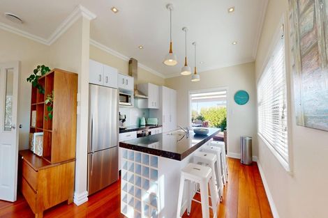 Photo of property in 205 Barnard Street, Wadestown, Wellington, 6012