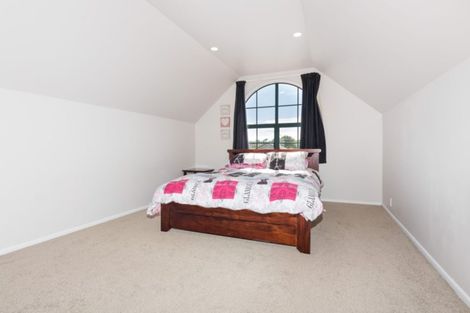 Photo of property in 3 Crannog Fen, Wattle Downs, Auckland, 2103