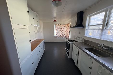 Photo of property in 45 Goldsmith Crescent, Levin, 5510