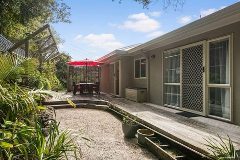 Photo of property in 1/8 Mcquoid Place, Glenfield, Auckland, 0629