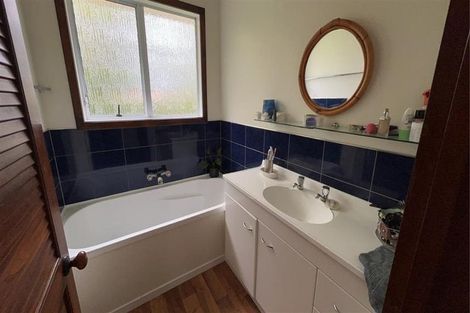 Photo of property in 37 Wakefield Street, Westport, 7825