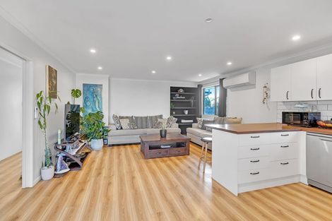 Photo of property in 34 Primrose Street, Northcote, Christchurch, 8052