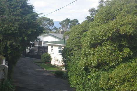 Photo of property in 5 Martin Grove, Normandale, Lower Hutt, 5010