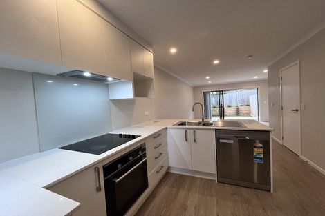 Photo of property in 11/125b Metcalfe Road, Ranui, Auckland, 0612