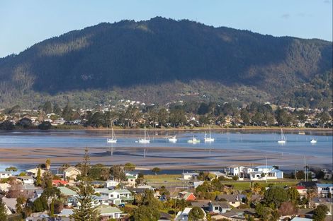 Photo of property in 10 Mason Rise, Tairua, 3508