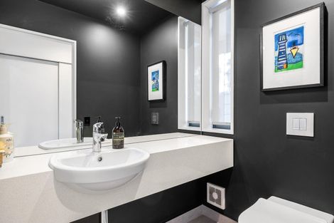 Photo of property in 12 Clifford Avenue, Merivale, Christchurch, 8014