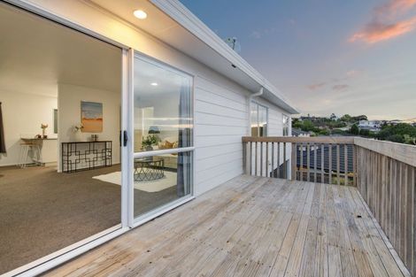Photo of property in 1 Weka Close, Red Beach, 0932