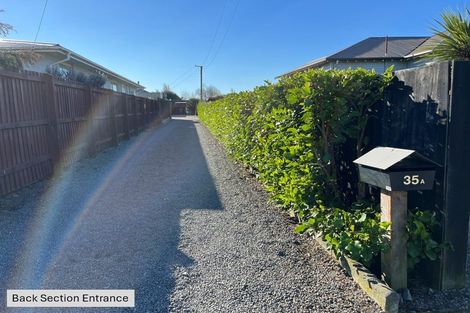 Photo of property in 35a Sturrocks Road, Redwood, Christchurch, 8051