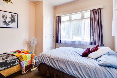 Photo of property in 22 Barton Avenue, Marewa, Napier, 4110