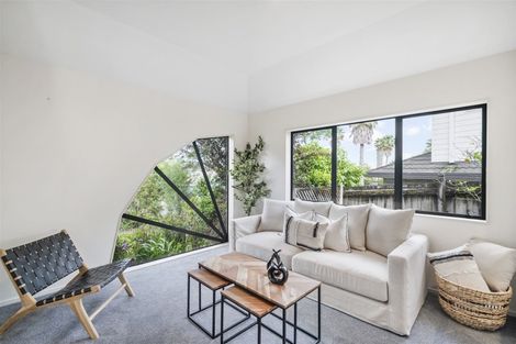 Photo of property in 80 Caribbean Drive, Unsworth Heights, Auckland, 0632