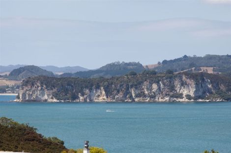 Photo of property in 186 Centennial Drive, Whitianga, 3510