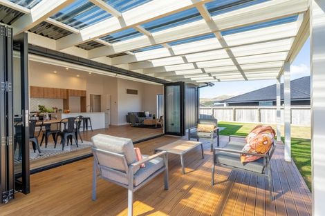 Photo of property in 23 Queen Charlotte Drive, Aotea, Porirua, 5024