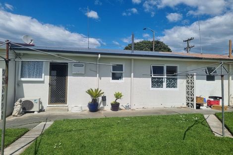 Photo of property in 4/84 Meeanee Road, Taradale, Napier, 4112