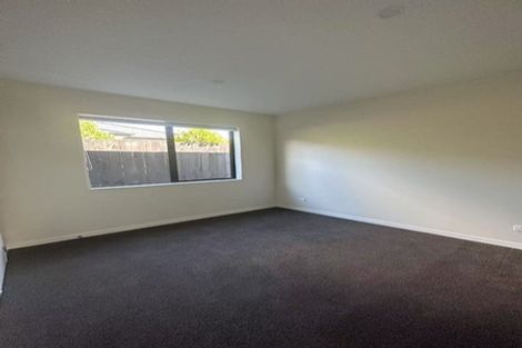 Photo of property in 17 Babina Avenue, Kumeu, 0810