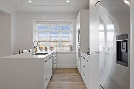 Photo of property in 11 Miro Street, Takaro, Palmerston North, 4410