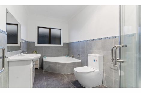 Photo of property in 7 Montanez Drive, Flat Bush, Auckland, 2019