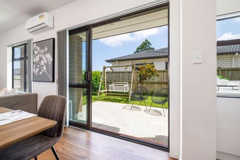 Photo of property in 21 Sapwood Crescent, Takanini, 2110