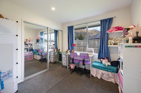 Photo of property in 16 Oxfordshire Avenue, Lower Shotover, Queenstown, 9304