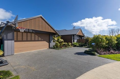 Photo of property in 10 Pike Place, Ferndale, New Plymouth, 4310