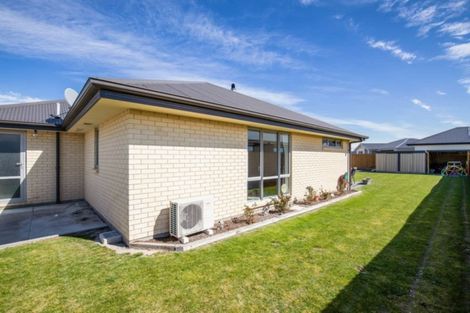 Photo of property in 39 Koura Drive, Rangiora, 7400