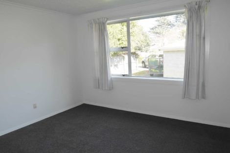 Photo of property in 22 Roswell Place, Islington, Christchurch, 8042