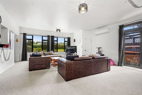 Photo of property in 19 Tauraroa Road, Maungakaramea, Whangarei, 0178