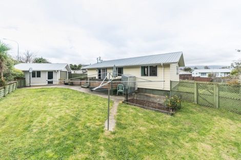 Photo of property in 23 Dahlstrom Grove, Kelvin Grove, Palmerston North, 4414