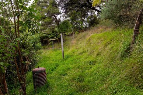 Photo of property in 1974 Queen Charlotte Drive, Momorangi Bay, Picton, 7281