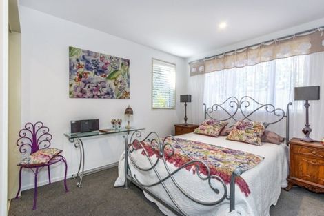 Photo of property in 34 Withells Road, Avonhead, Christchurch, 8042