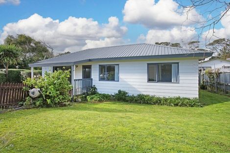 Photo of property in 73a Sandspit Road, Waiuku, 2123