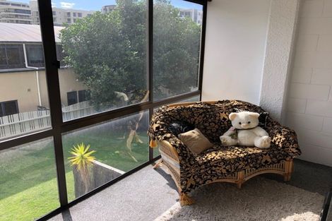 Photo of property in 40m Maunganui Road, Mount Maunganui, 3116