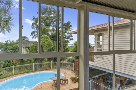 Photo of property in 71 Jaemont Avenue, Te Atatu South, Auckland, 0610