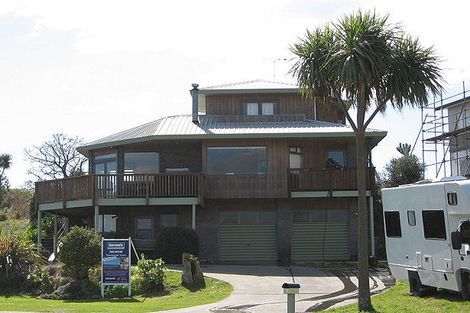 Photo of property in 28 Rangitukehu Street, Ohope, 3121