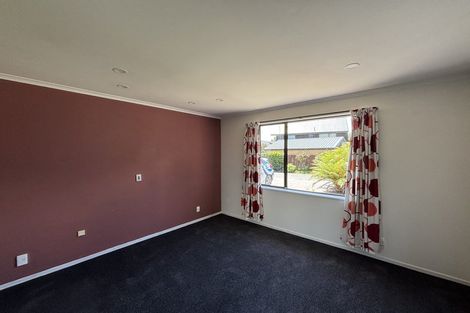 Photo of property in 1/6 Calverton Place, Halswell, Christchurch, 8025